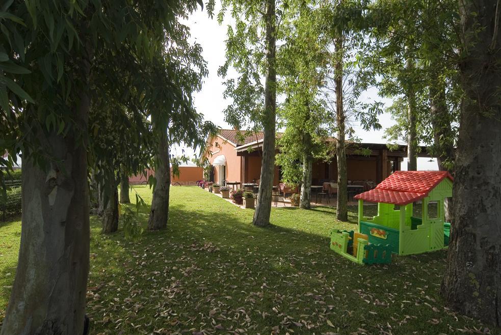 Il Casale Corte Rossa Latina Extérieur photo